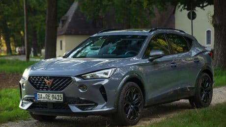 Cupra Formentor VZ e-Hybrid im Test: Reichweite, Fahrleistung und Platz