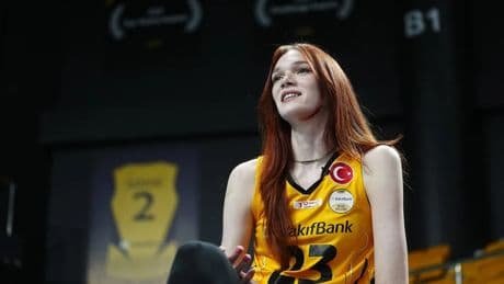 VakıfBank oyuncusu Marina Markova, bu sezon gösterdiği gelişimden memnun