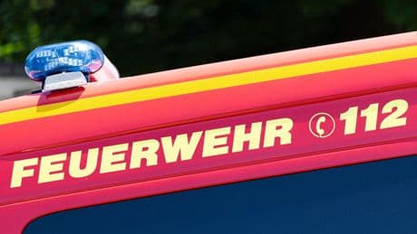 Feuerwehreinsatz: Brand in Lagerhalle – 670.000 Euro Schaden im Odenwald