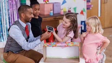 Parents should teach kids this key money-saving habit to help save thousands
