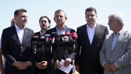 CHP Genel Başkanı Özel, Silivri'de açıklamalarda bulundu