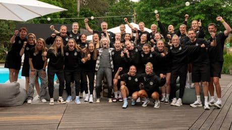 Wolfgang Petry bei DFB-Frauen: Hölle, Hölle, Herzogenaurach