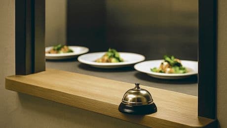 Spaß und Verantwortung | Gastronomie: Maximale Präsenz, minimale Sichtbarkeit
