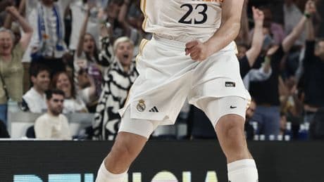 Sergio Llull renueva un año más y jugará su temporada número 20 en el Real Madrid