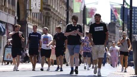 UK inflation to rise as summer spending pushes up hotels and airfares