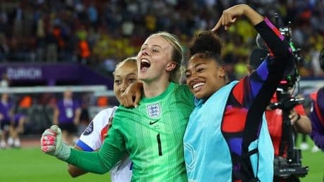 Frauen-EM: Drama im Elfmeterschießen: England wirft Schweden raus