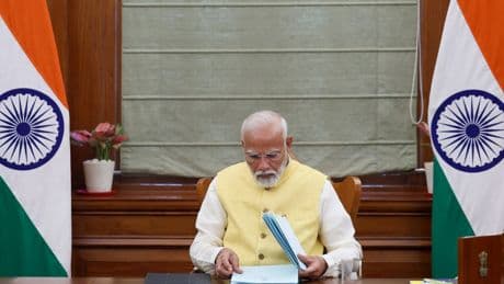 Hindistan Başbakanı Modi, Pakistan'a saldırı için "Gurur anı" dedi