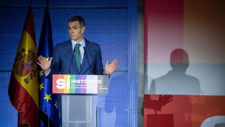 La agenda internacional protege a Sánchez de la tormenta sobre el PSOE hasta su comparecencia en el Congreso