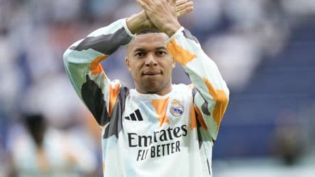 Mbappe, eski takımı PSG'yi tebrik etti