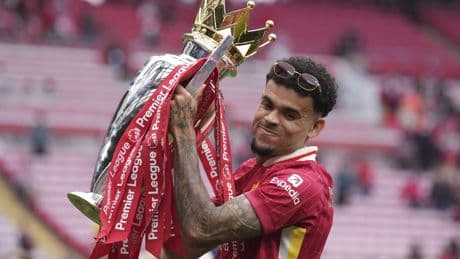 ’Arne Slot raakt vleugelspeler kwijt: Luis Diaz voor 75 miljoen euro naar Bayern München’