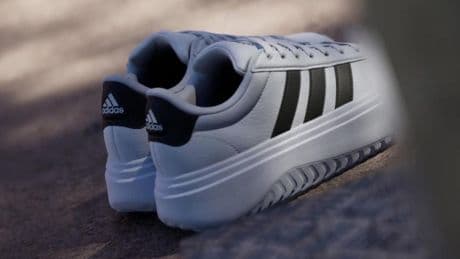 Adidas tira la casa por la ventana y pone a la venta zapatillas por menos de 40 euros