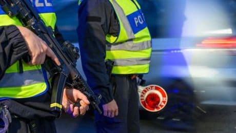 Migrationspolitik: Dobrindts Grenzpolitik und die Skepsis der Bundespolizei
