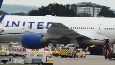 United Airlines plane makes emergency landing at Heathrow as 'smoke fills cabin'