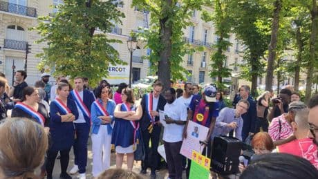 « Ce qui lui est arrivé, ça peut nous arriver » : un hommage à Moussa Sylla, mort au travail dans le parking de l’Assemblée nationale en 2022