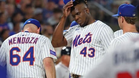 Free-falling Mets find new way to disappoint in ugly loss to Braves