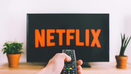 Télévision: en France, Netflix et TF1 annoncent un partenariat inédit