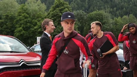Verteidiger schon abgereist - Braucht Klose einen neuen Villadsen?