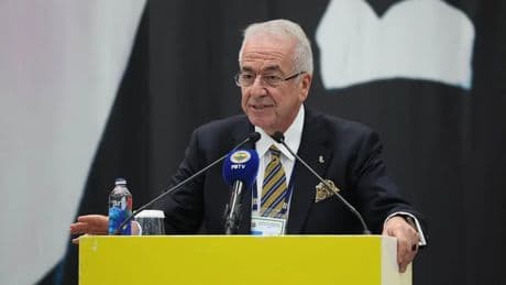 Fenerbahçe Başkan Vekili Erol Bilecik istifa etti: 'Kulübümüzü hedef alan karalama kampanyaları nedeniyle...'
