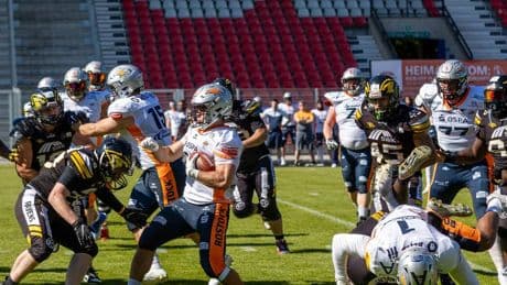 Topspiel im American Football: Ravens unterliegen knapp in dramatischem Spiel