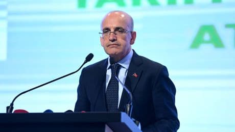 Bakan Şimşek '5,3 milyar liralık gelirlerini' beyan etmeyen sporculardan izah bekliyor