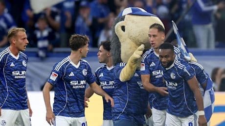 „Es gibt nichts Geileres. Ich will einfach nur noch feiern“, sagt Schalkes Kapitän