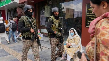 Inde-Pakistan : les armées d’accord pour prolonger le cessez-le-feu jusqu’à dimanche, annonce le Pakistan