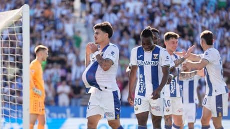 El Leganés se queda en la orilla y cae a segunda con la cabeza alta