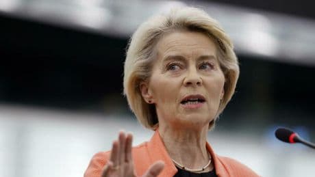 Von der Leyen e la mozione di sfiducia: «Firmata dagli amici di Putin». Fonti S&D: ipotesi astensione
