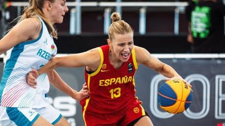 La selección femenina cae en 'semis' y luchará por el bronce