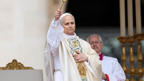 Amtseinführung von Leo XIV.: Papst mahnt zu Einigkeit und rügt ungezügelten Kapitalismus