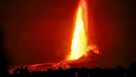 Kilauea-Vulkan: Lavafontänen und kleine Erdbeben auf Hawaii