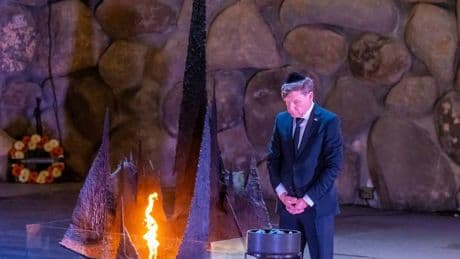 Neuer Außenminister Wadephul in Yad Vashem: „Gegen Antisemitismus gemeinsam aufstehen“