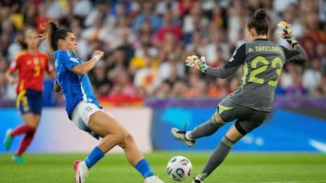 K.o.-Showdown in Genf: Italien spielt gegen Norwegen ums Halbfinale