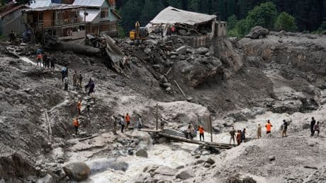 Mehr als 365 Tote nach Sturzfluten in Himalaya-Region