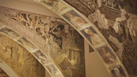 Aragón pide la ejecución forzosa del fallo que obliga a Cataluña a devolver las pinturas románicas robadas en Sijena
