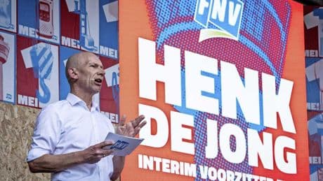 Interim-bestuur FNV mag klus niet afmaken: ’De chaos wordt alleen maar groter’