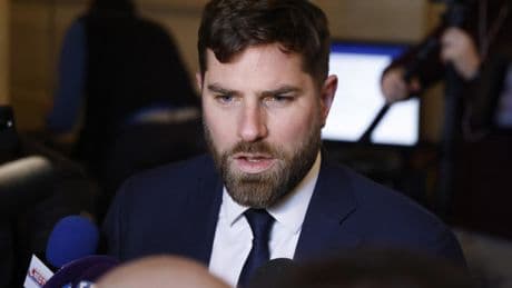 Vincent Jeanbrun (LR): «Les Français doivent savoir qu’un bulletin LFI dans l’urne, c’est un soutien aux béats du Hamas et des fréristes»
