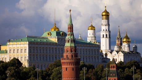 Le Kremlin n’exclut pas une rencontre entre Poutine et Zelensky