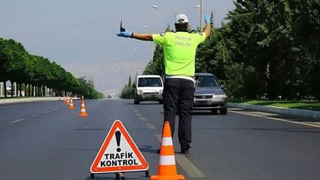 Araç sahipleri dikkat: Cezası 140 bin TL! Trafikte yeni dönem başladı