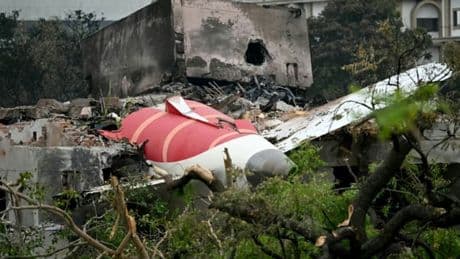 Crash du Boeing 787 d'Air India: les corps de 202 victimes identifiés