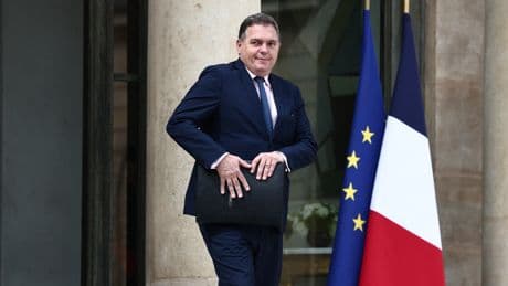 Grève des contrôleurs aériens : le gouvernement veut aller au bras de fer face à des revendications «inacceptables»