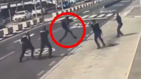 Urlaubsinsel Gran Canaria - Am Flughafen! Polizei erschießt Messer-Angreifer