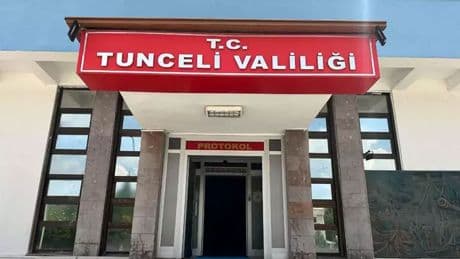 Tunceli Valisi Tekbıyıkoğlu merkeze çekildi, yerine Ertuğrul Aslan getirildi