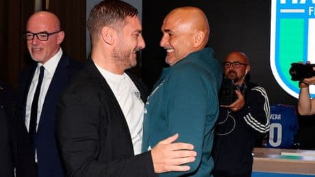 <p>Spalletti, Totti e Ilary Blasi: &ldquo;Io piccolo uomo, lei piccola donna&rdquo;</p>