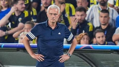 Jose Mourinho: Tur hâlâ ortada