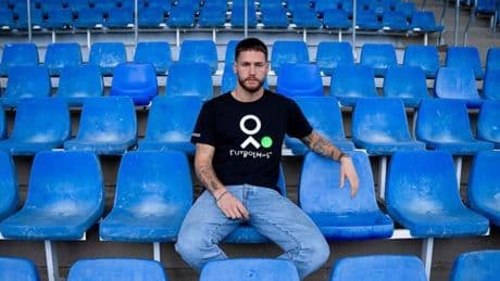 Álex Remiro presenta su fundación para impulsar la salud mental desde el deporte