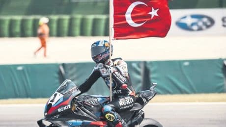 Toprak tarih yazdı