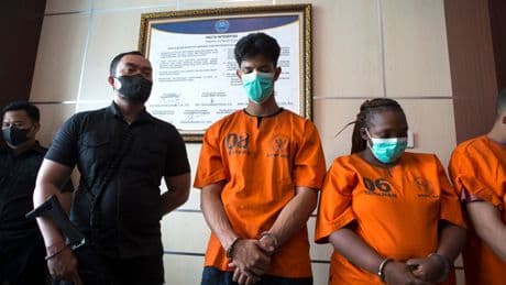 Indonesia arrests 2 foreigners for smuggling cocaine to Bali