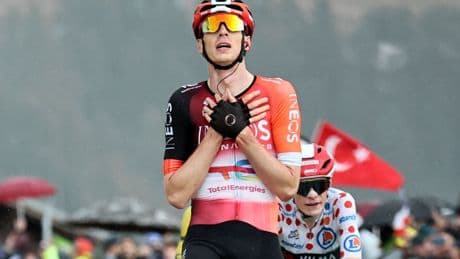 Nederlander Thymen Arensman boekt tweede etappezege in Tour de France – deze keer op La Plagne