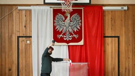 Présidentielle polonaise: un scrutin crucial pour le rôle de Varsovie dans l’UE